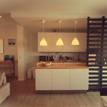 Nineteen Apartment Peniche